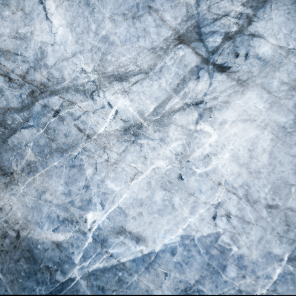 Superficie de Mármol Diazul, exclusivo de Recubrimientos Naturales en Cancún y la Riviera Maya, ideal para arquitectura moderna y acabados de lujo.